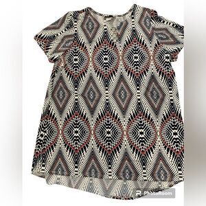 Anthony Richards short sleeve mini dress / tunic.  Size: 1X.  High-low hem.